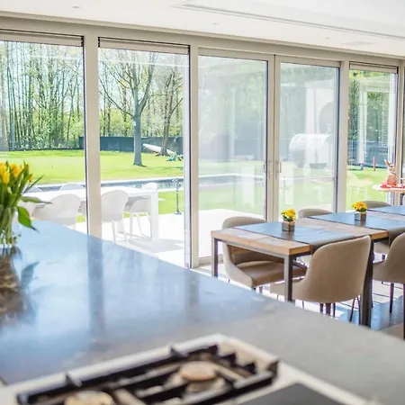 Aquarand 3* Hofstade (Flemish Brabant)